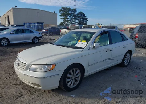 2008 Hyundai Azera Limited z USA, uszkodzony, nr VIN KMHFC46FX8A287787